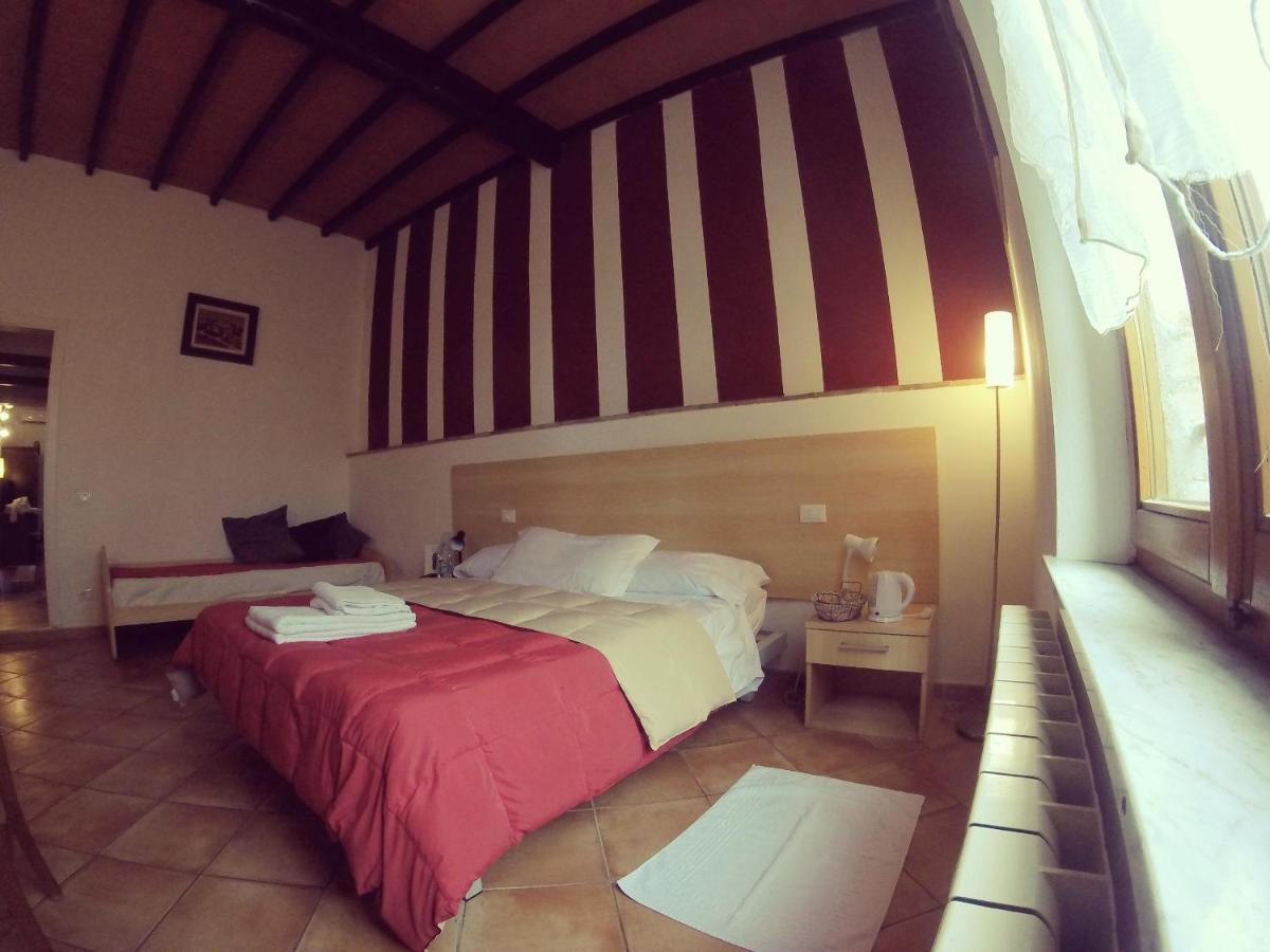 Casa Cecchi Bed & Breakfast Val di Pugna Exterior foto